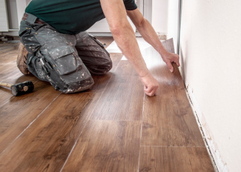 Laminat / Vinyl / PVC verlegen Laminat / Vinyl / PVC verlegen